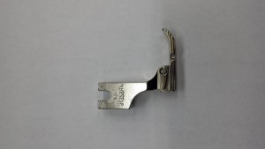 P36LN Pied de biche pour machine à coudre industrielle